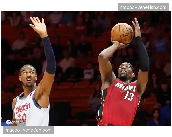 热火客场轻取骑士，阿德巴约17+10+7六人得分上双